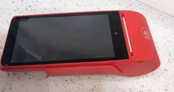 【警惕】記者親測一清POS機(jī)閃付功能，隔空盜刷銀行卡！ 