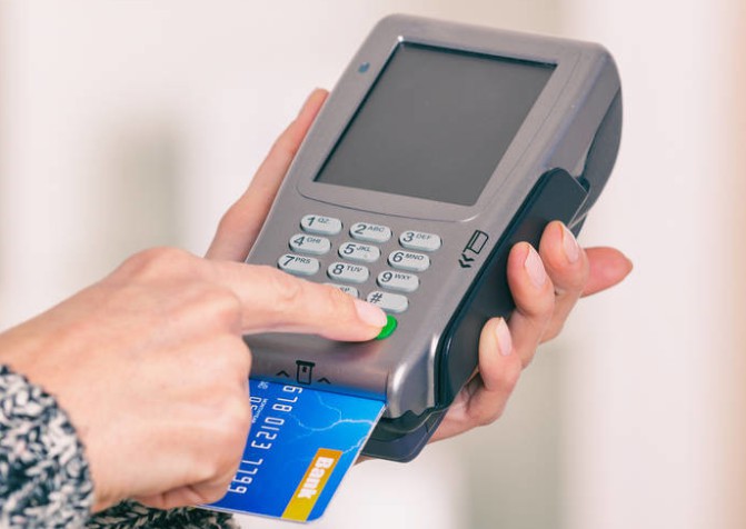 辦理POS機為什么一定要身份證和信用卡這些資料？ 